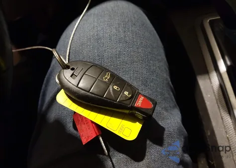 2011 Dodge Challenger R/T z USA, uszkodzony, nr VIN 2B3CJ5DT3BH571381